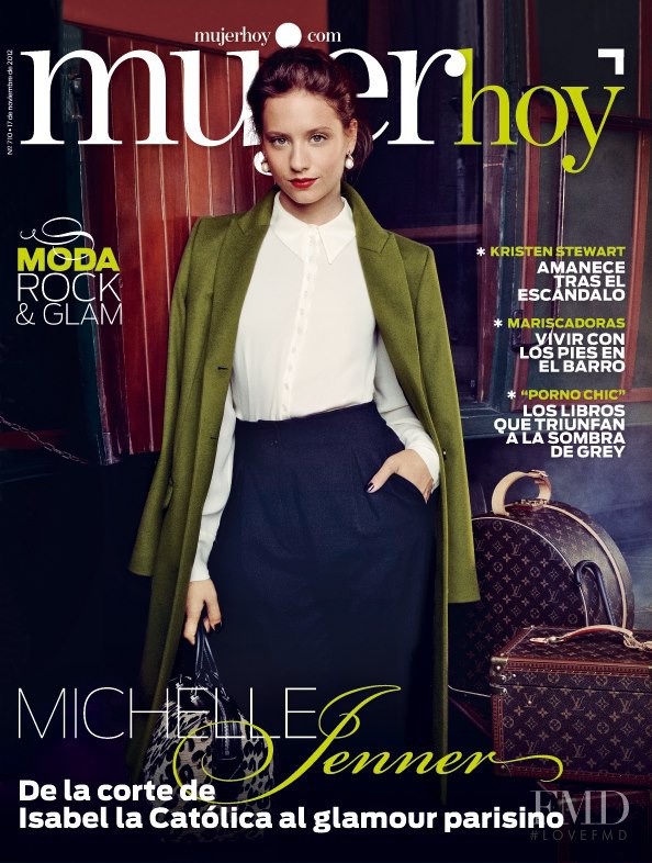 Michelle Jenner featured on the Mujer Hoy cover from November 2012