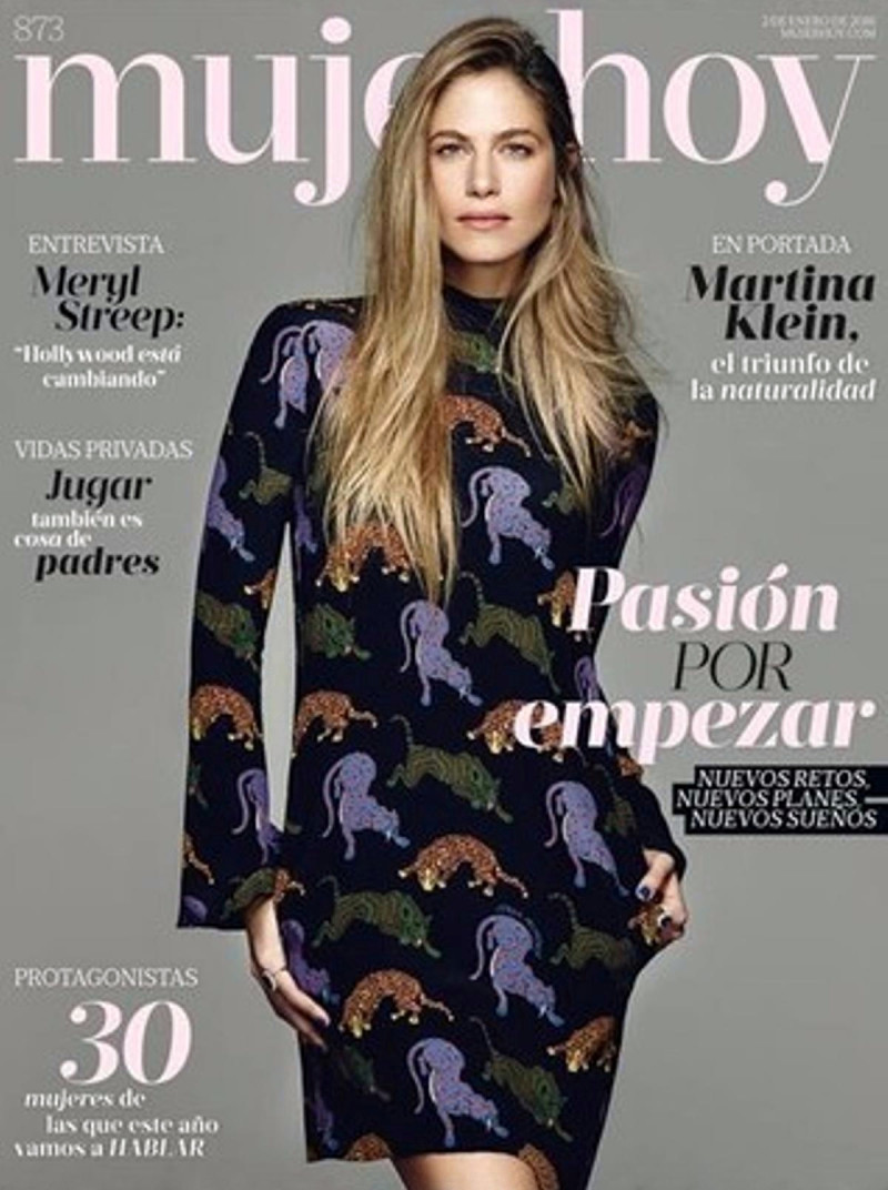 Martina Klein featured on the Mujer Hoy cover from January 2016