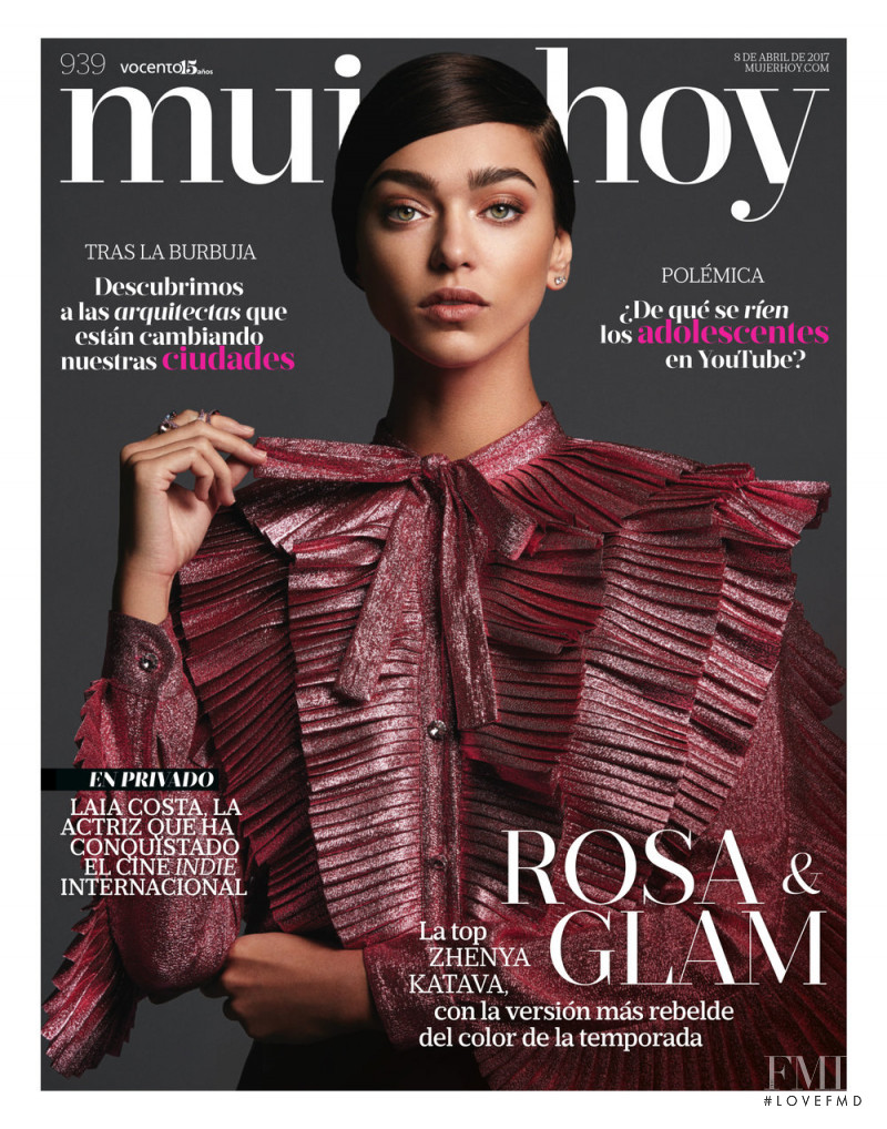 Zhenya Katava featured on the Mujer Hoy cover from April 2017
