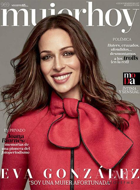 Eva Gonzalez featured on the Mujer Hoy cover from November 2017
