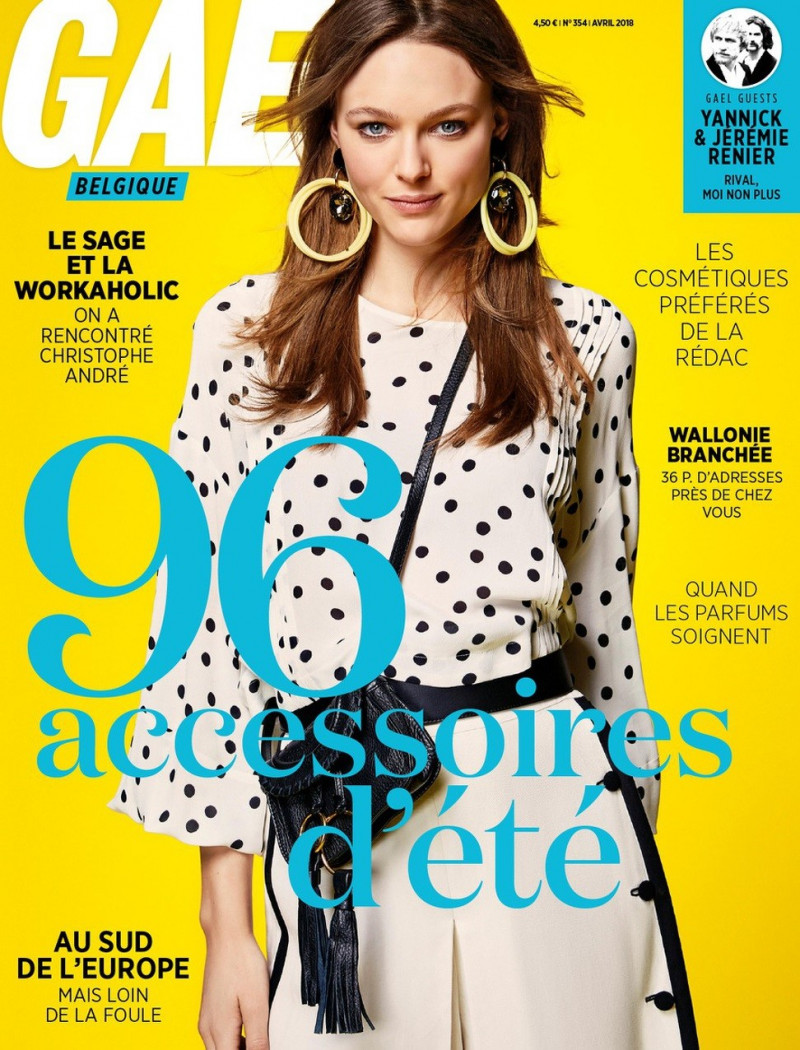 Anais Garnier featured on the Gael cover from April 2018