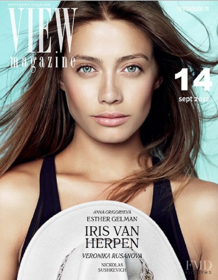 Inga Kiseleva featured on the View Magazine cover from September 2012