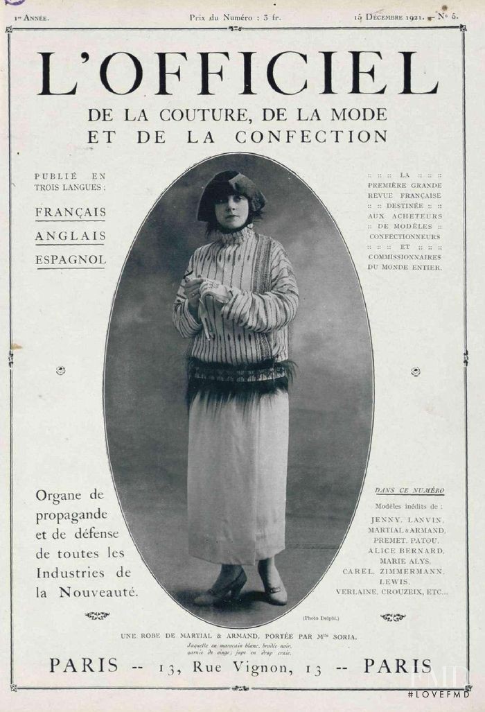  featured on the L\'Officiel France cover from December 1921