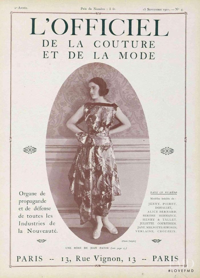  featured on the L\'Officiel France cover from September 1921