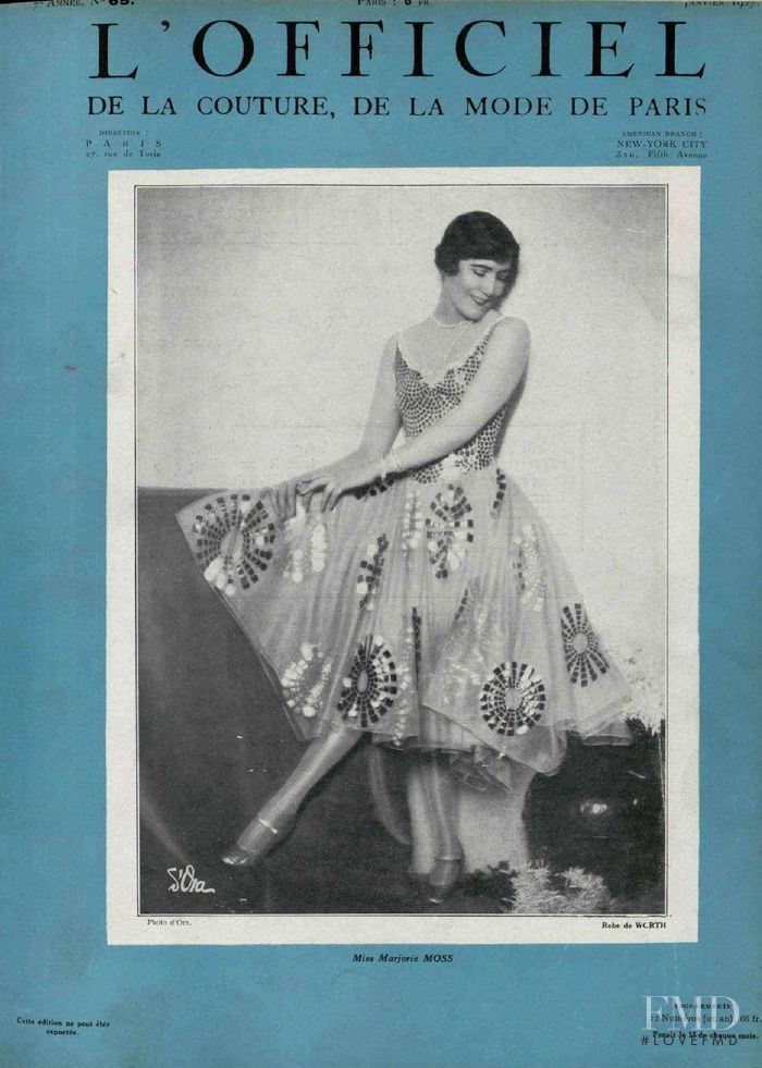  featured on the L\'Officiel France cover from January 1927