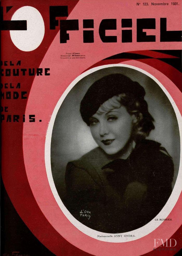  featured on the L\'Officiel France cover from November 1931