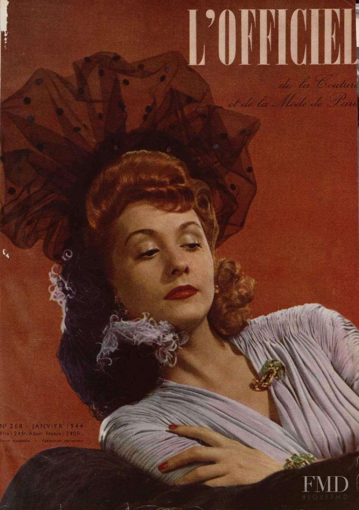  featured on the L\'Officiel France cover from January 1944