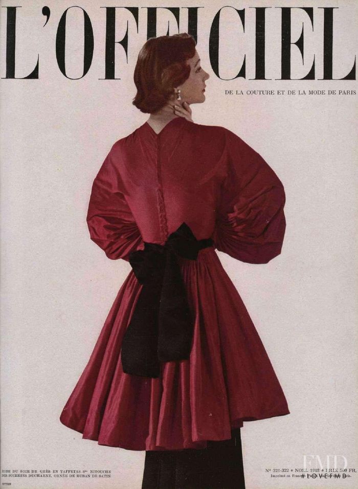  featured on the L\'Officiel France cover from November 1948