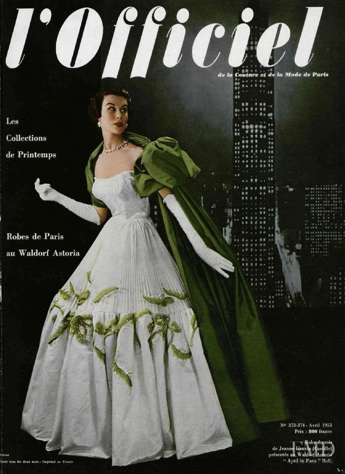  featured on the L\'Officiel France cover from April 1953