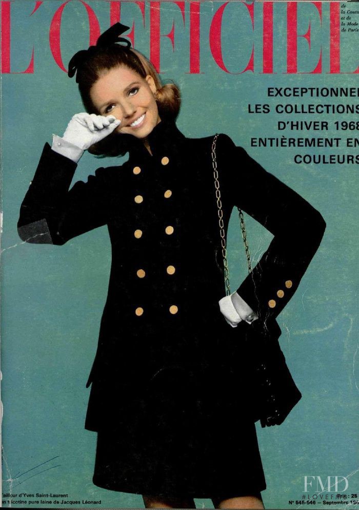  featured on the L\'Officiel France cover from September 1967