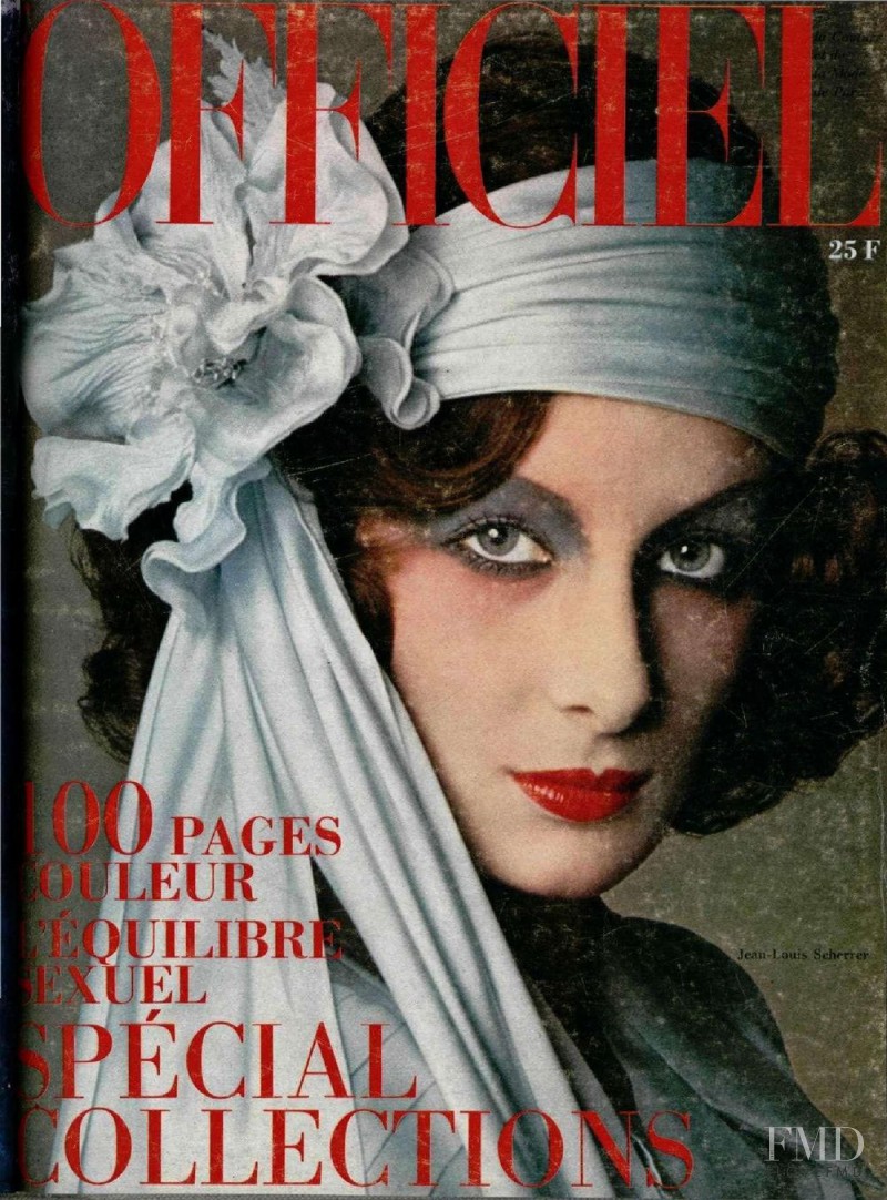  featured on the L\'Officiel France cover from March 1974