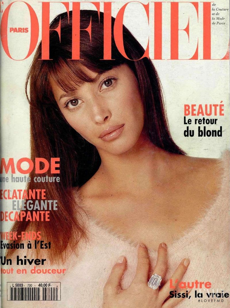  featured on the L\'Officiel France cover from August 1994