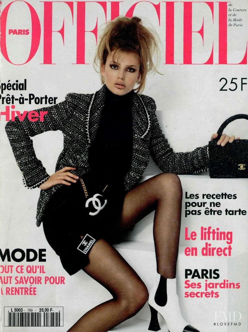 featured on the L\'Officiel France cover from June 1994