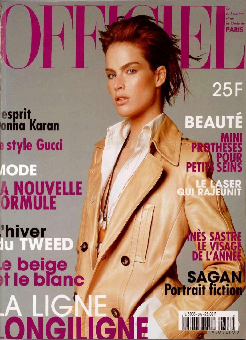  featured on the L\'Officiel France cover from October 1996
