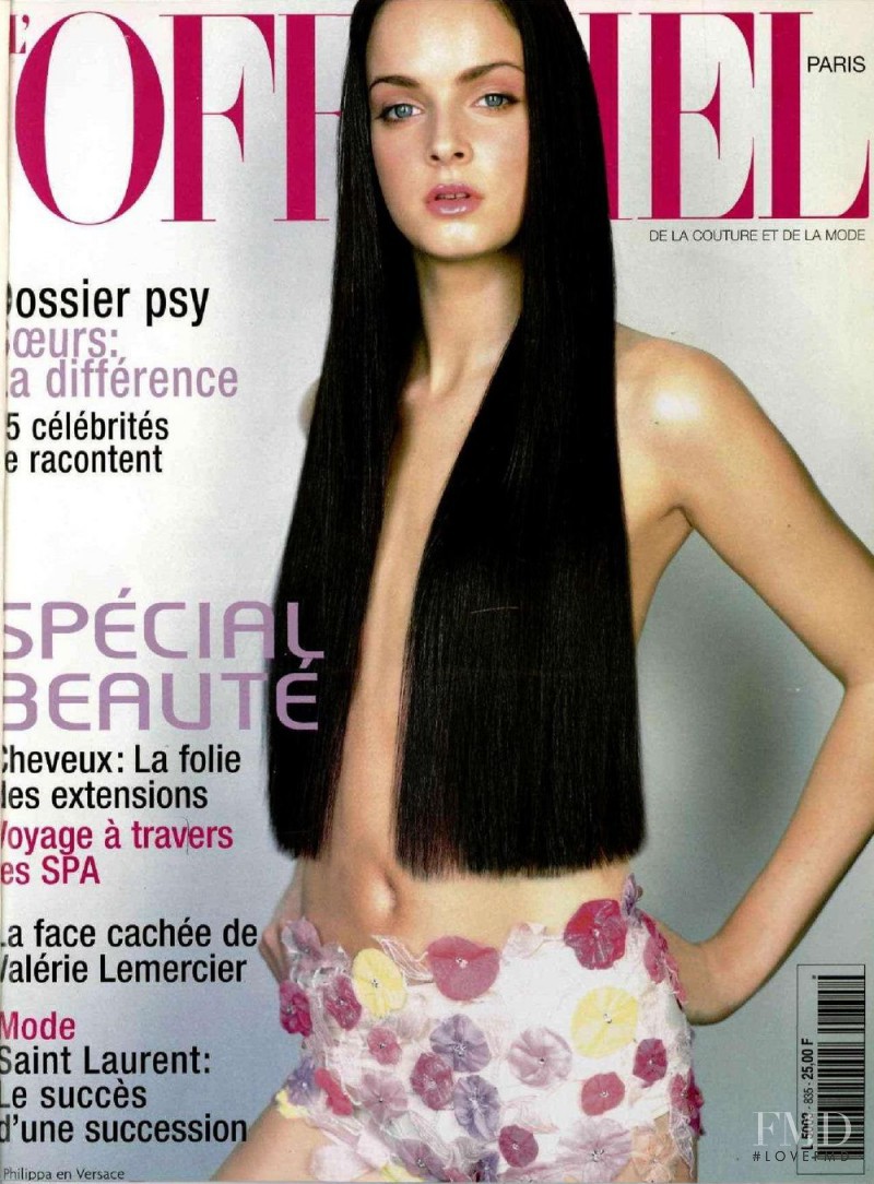  featured on the L\'Officiel France cover from May 1999