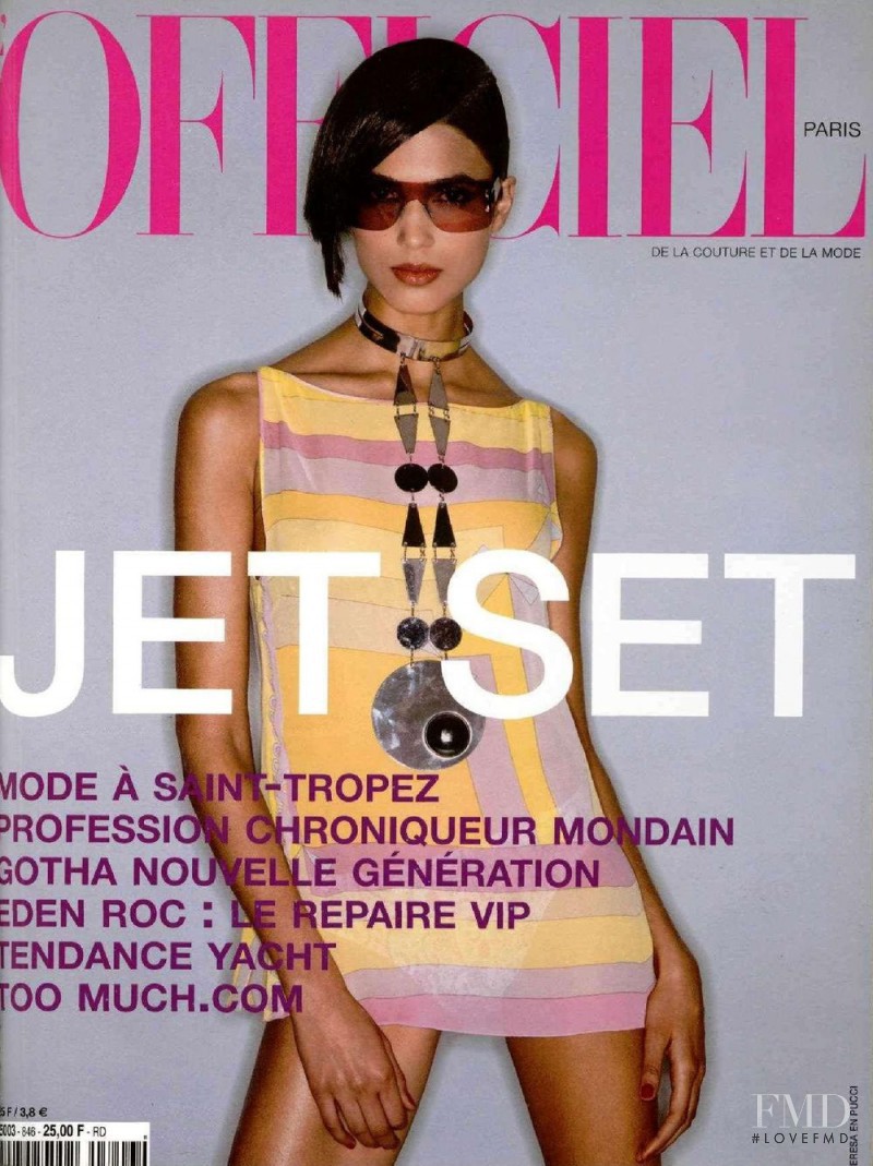 Teresa Lourenço featured on the L\'Officiel France cover from June 2000
