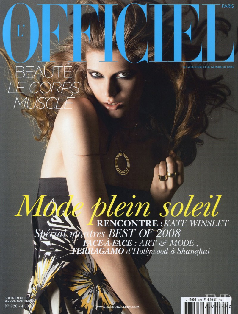 Sofia Bartos featured on the L\'Officiel France cover from June 2008