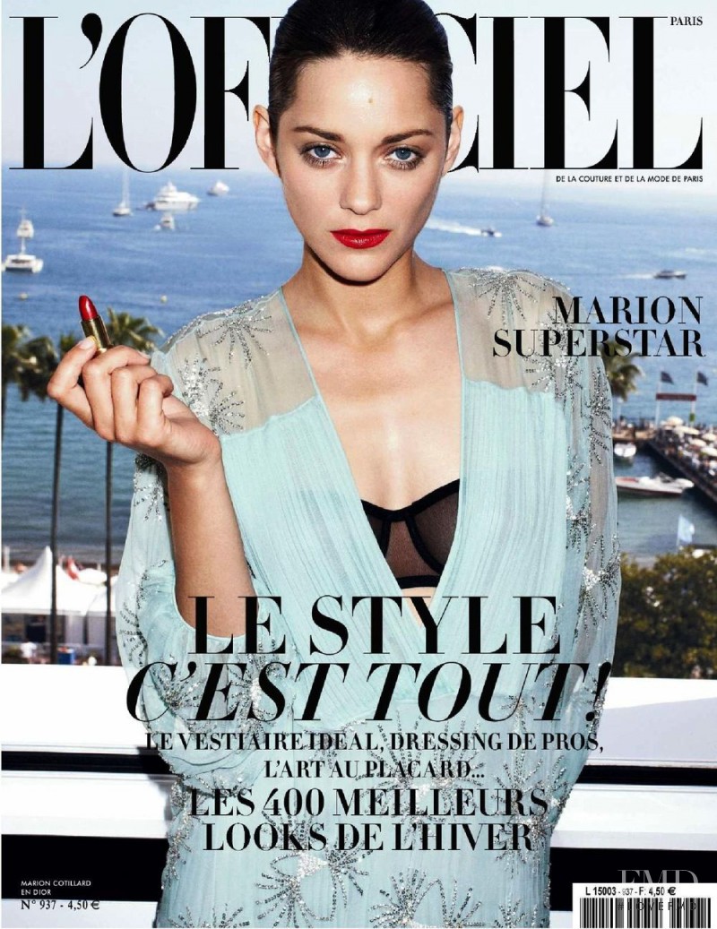 Marion Cotillard featured on the L\'Officiel France cover from August 2009