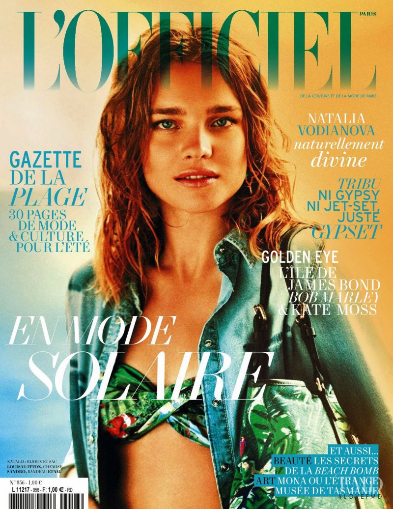 Natalia Vodianova featured on the L\'Officiel France cover from June 2011