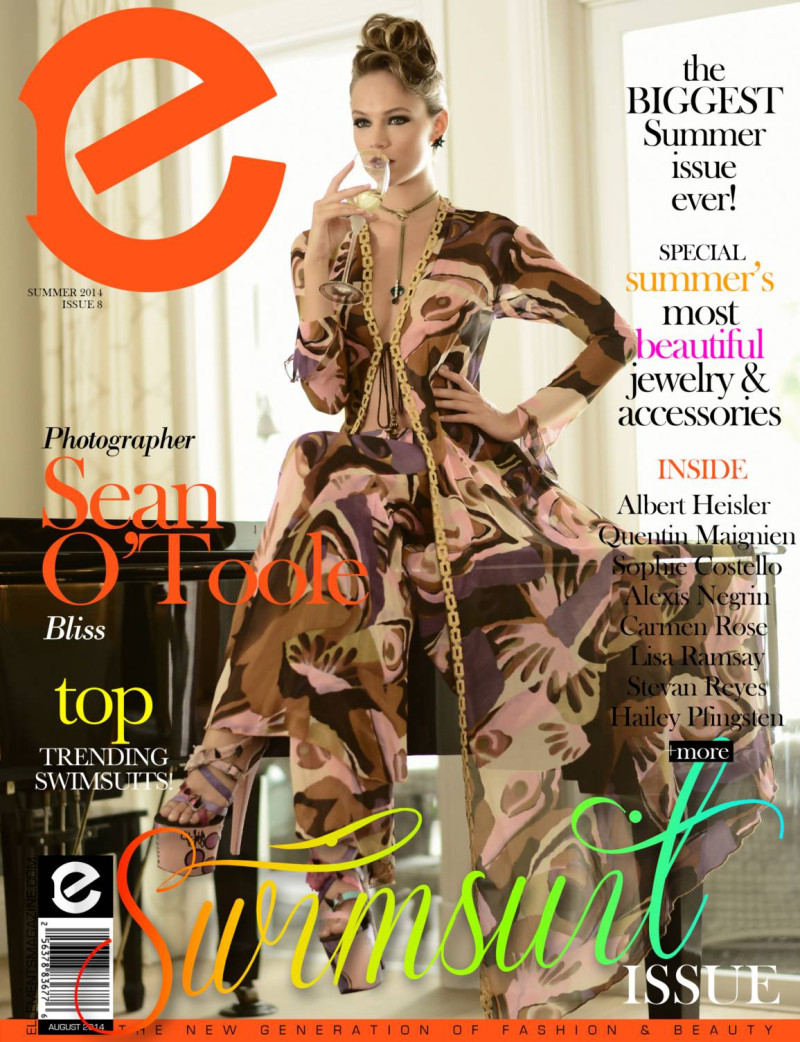  featured on the Elléments cover from August 2014