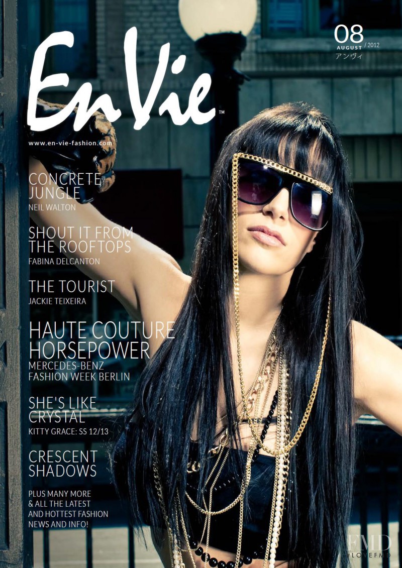 Melanie M. Mueller featured on the En Vie cover from August 2012