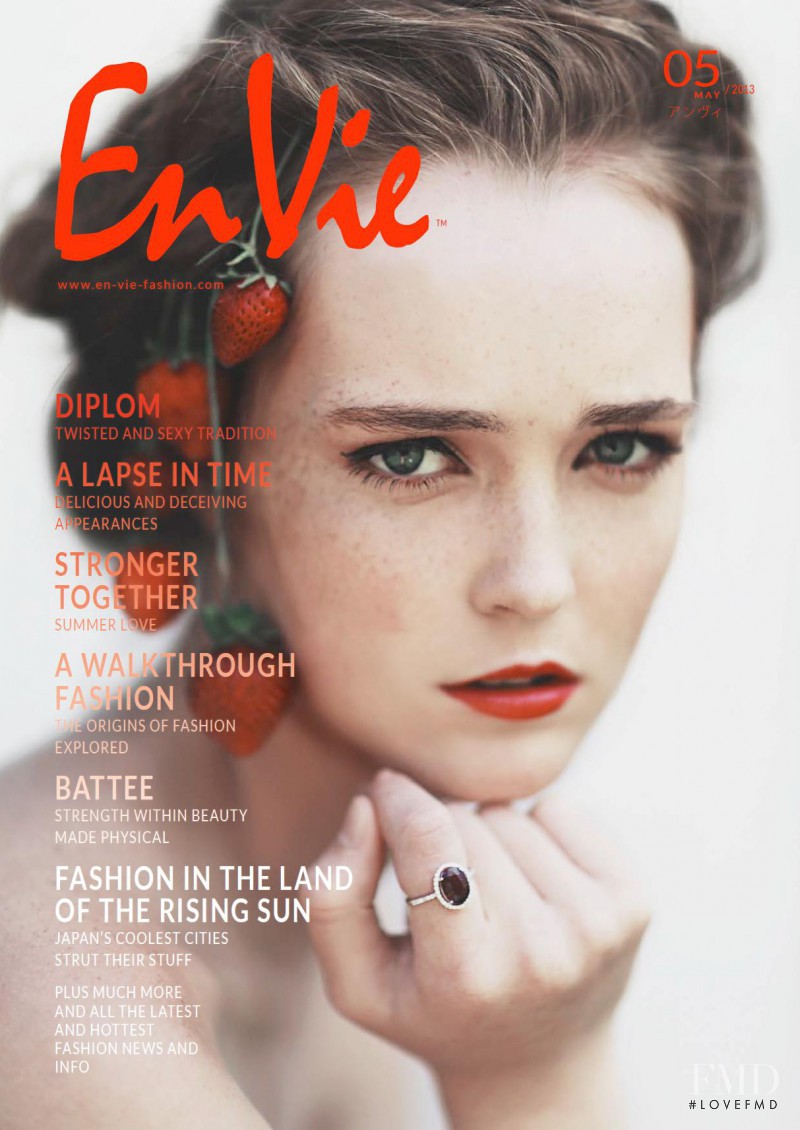 Georgie featured on the En Vie cover from May 2013