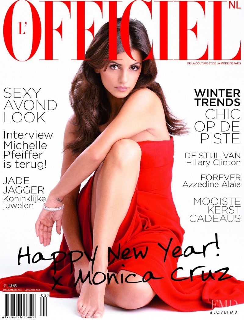 Monica Cruz featured on the L\'Officiel Netherlands cover from December 2008