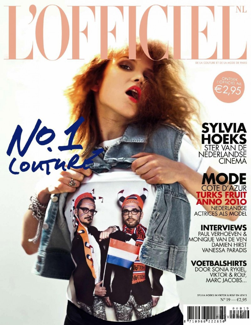 Sylvia Hoeks featured on the L\'Officiel Netherlands cover from June 2010
