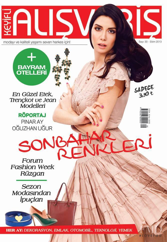  featured on the Keyifli Alisveris cover from October 2013