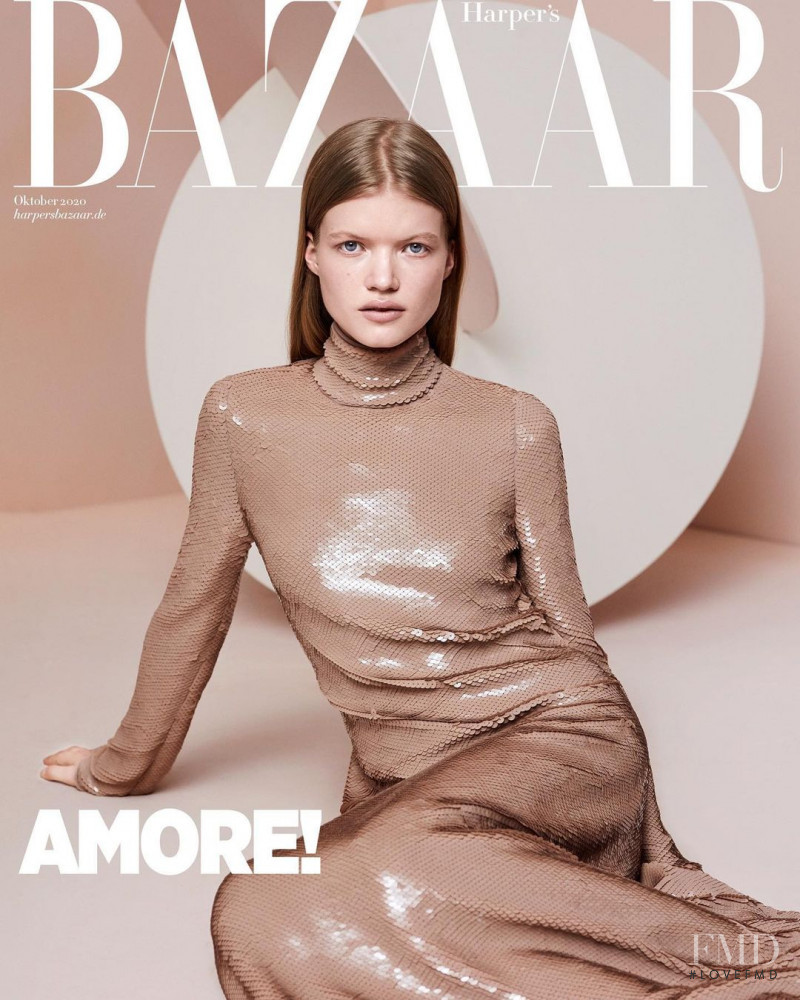 Madeleine Fischer featured on the Harper\'s Bazaar Germany cover from October 2020
