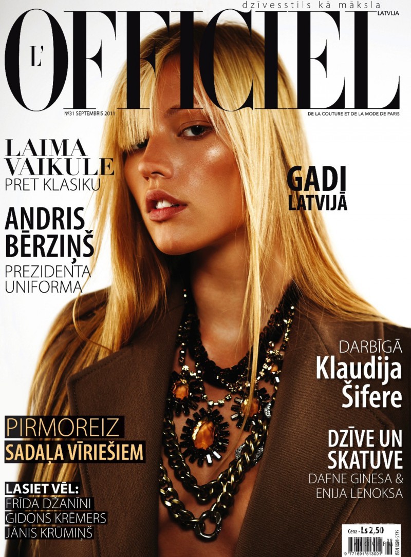 Nadia Lacka featured on the L\'Officiel Latvia cover from September 2011