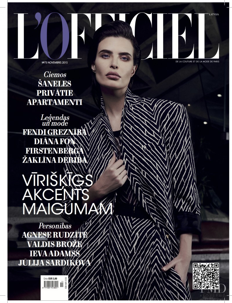Julia Lescova featured on the L\'Officiel Latvia cover from November 2015