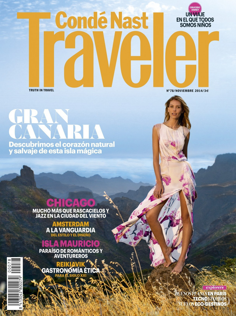  featured on the Condé Nast Traveler Spain cover from November 2014