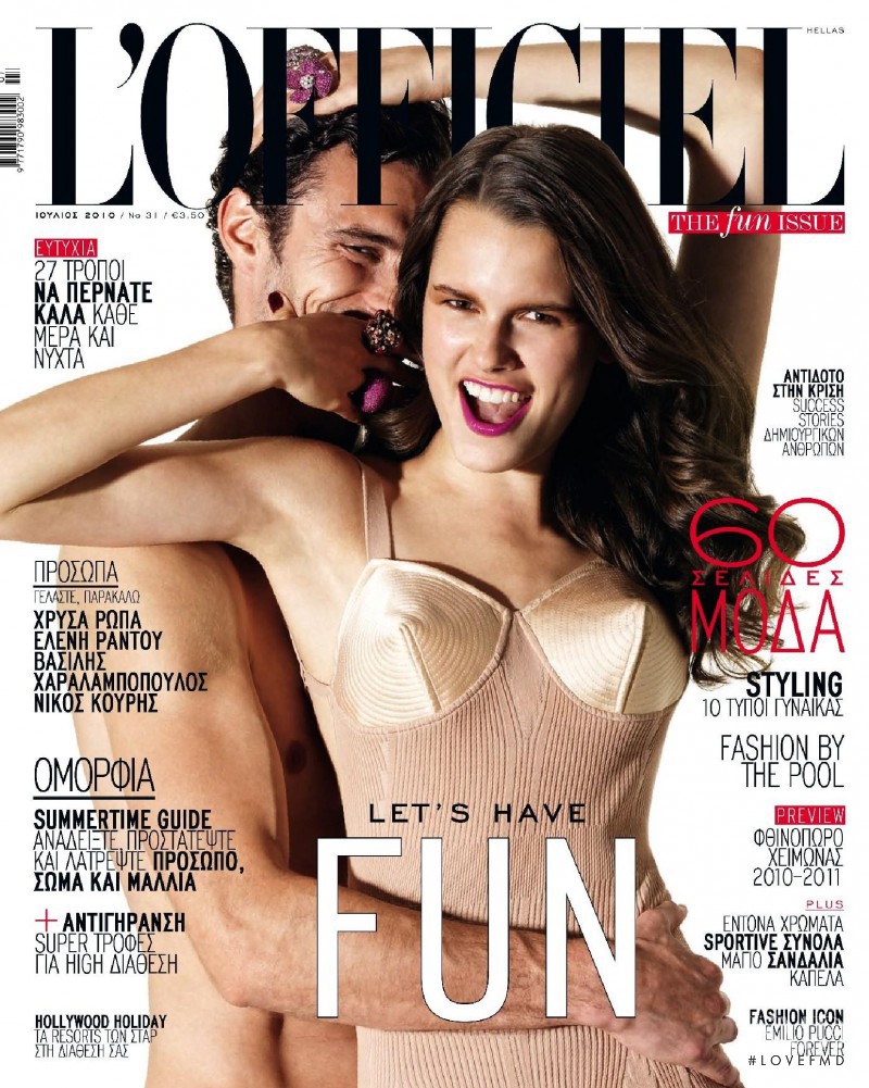  featured on the L\'Officiel Greece cover from July 2010