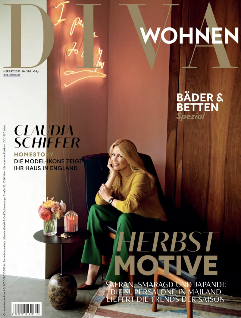 Claudia Schiffer featured on the DIVA Wohnen cover from September 2021
