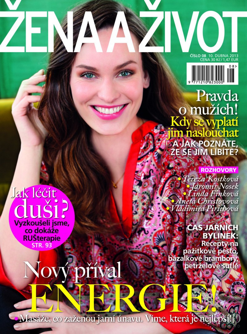  featured on the Zena a zivot cover from April 2013
