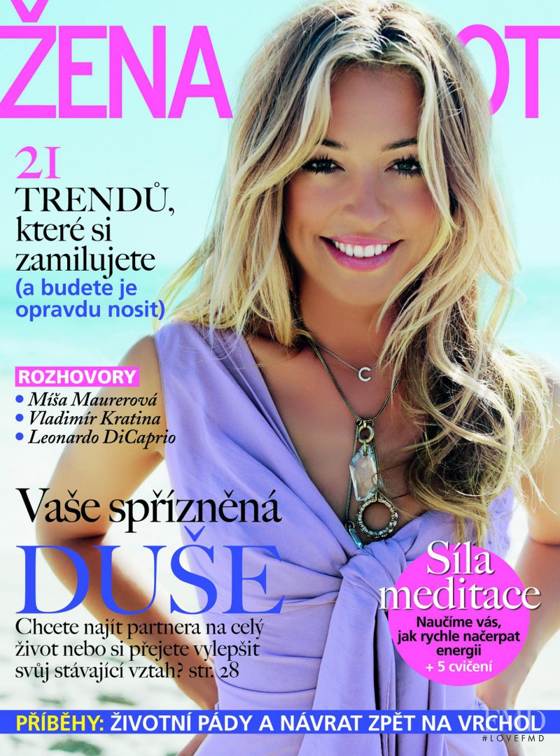  featured on the Zena a zivot cover from September 2013