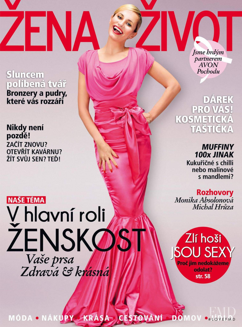  featured on the Zena a zivot cover from April 2014