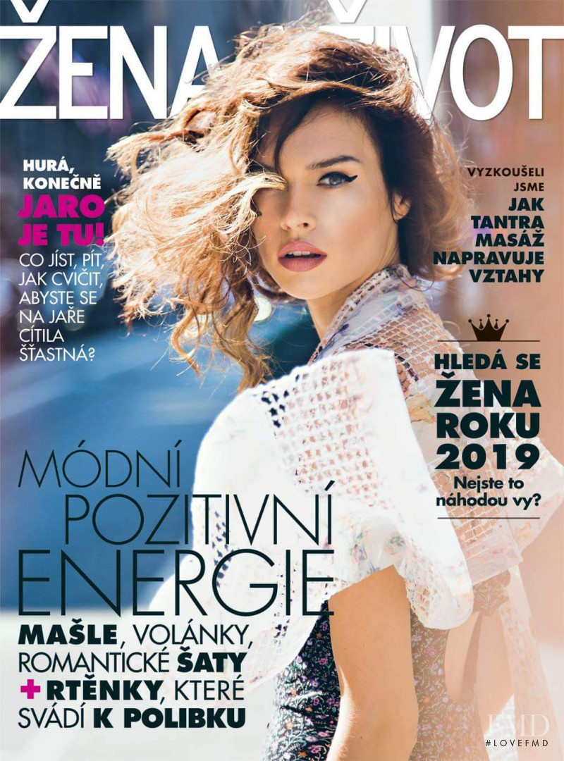  featured on the Zena a zivot cover from March 2019