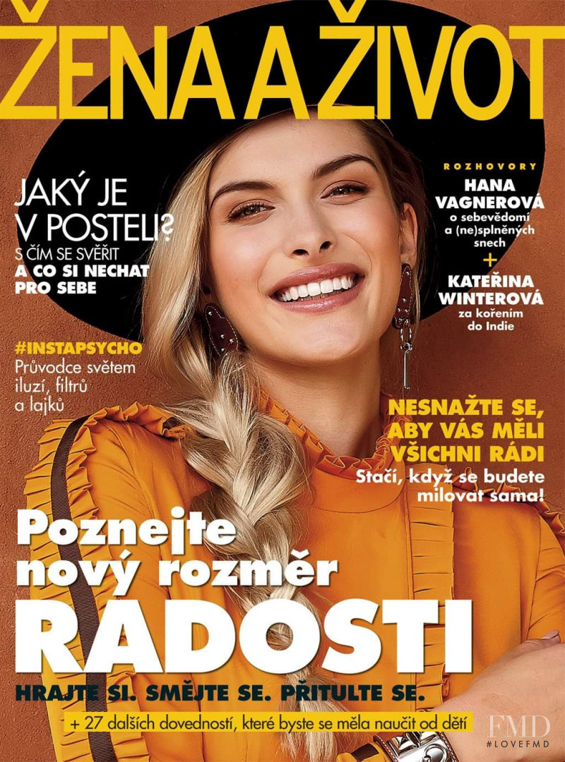  featured on the Zena a zivot cover from November 2019