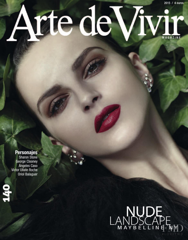  featured on the Arte de Vivir cover from November 2015