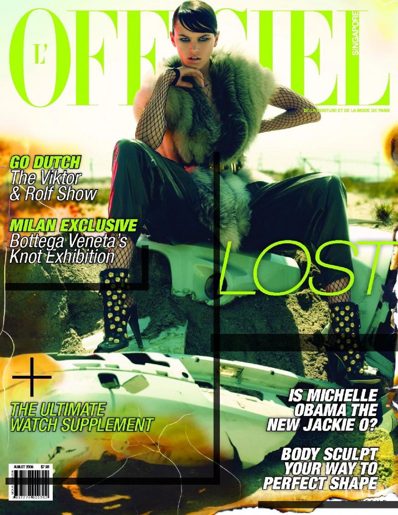  featured on the L\'Officiel Singapore cover from August 2008