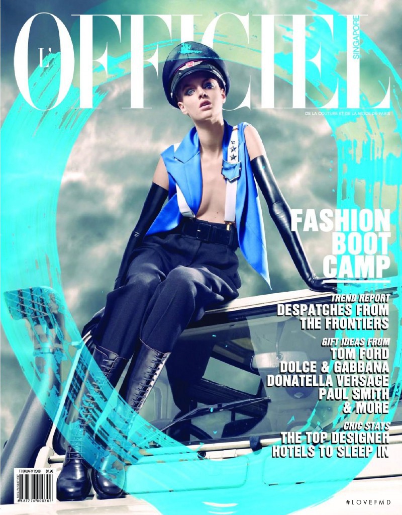  featured on the L\'Officiel Singapore cover from February 2008