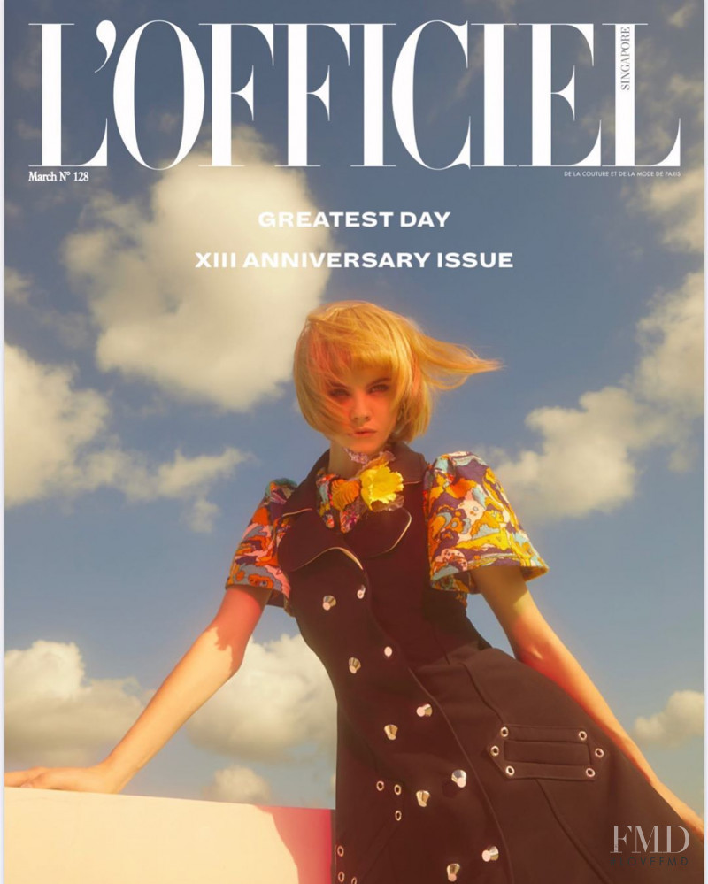 featured on the L\'Officiel Singapore cover from March 2020