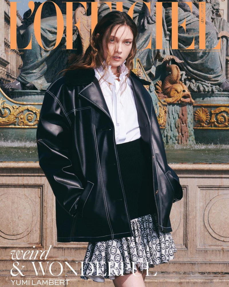 Yumi Lambert featured on the L\'Officiel Singapore cover from April 2022