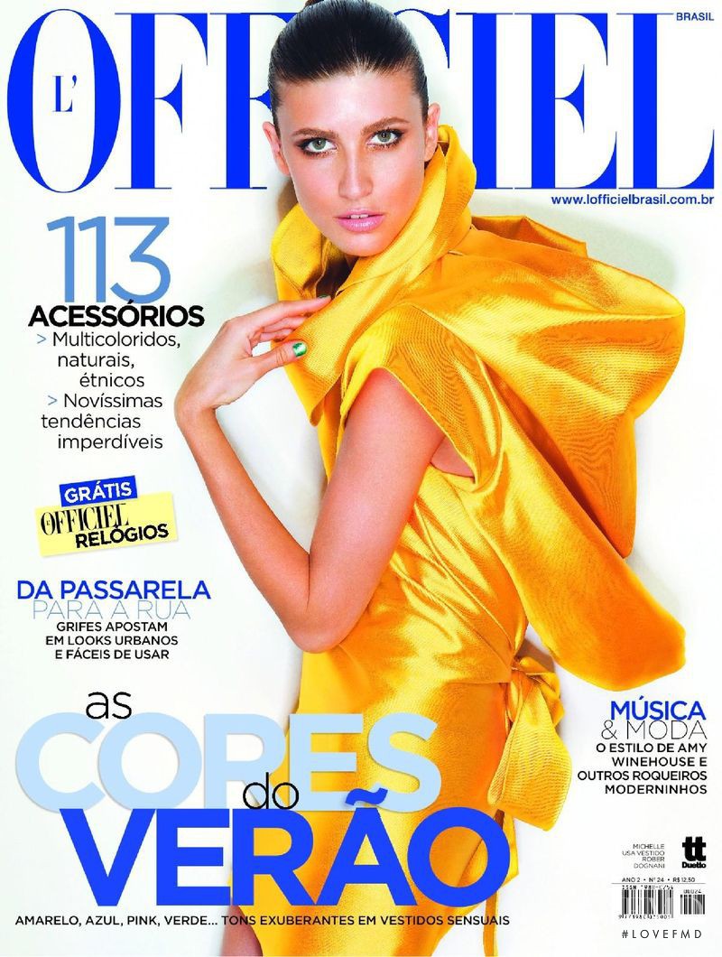 Michelle Alves featured on the L\'Officiel Brazil cover from September 2008