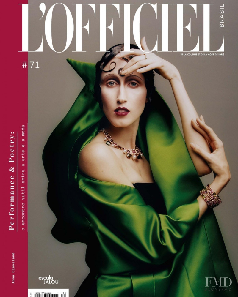 Anna Cleveland featured on the L\'Officiel Brazil cover from November 2019