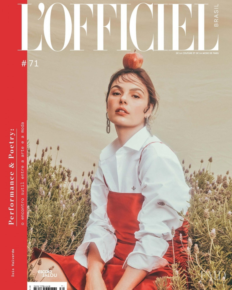 Isis Valverde featured on the L\'Officiel Brazil cover from November 2019