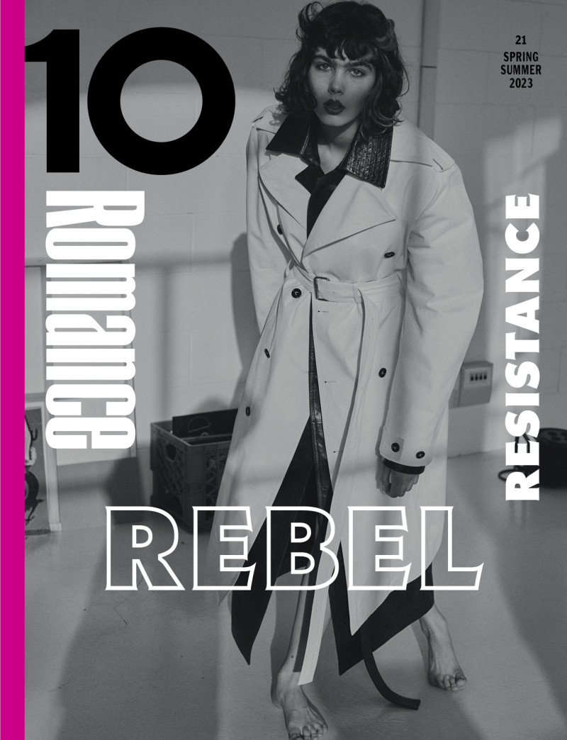  featured on the 10 Magazine Australia cover from March 2023