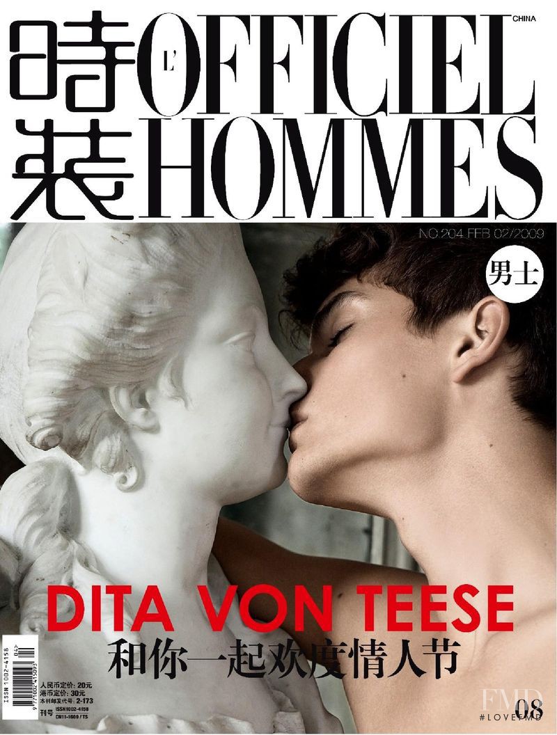  featured on the L\'Officiel Hommes China cover from February 2009